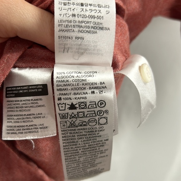 Levi's Authentic Short Sleeve Button Down Shirt Red -Size Large - Picture 4 of 7